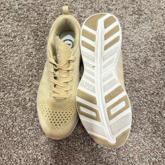 APL Lululemon Womens TechLoom Pro Shoe - Picture 3 of 4